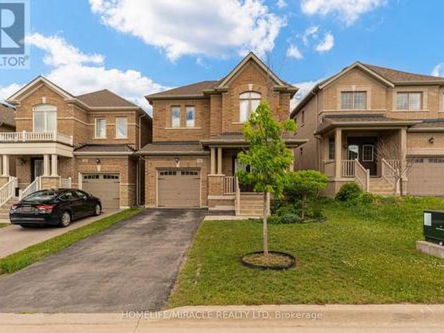 House for sale in Ontario