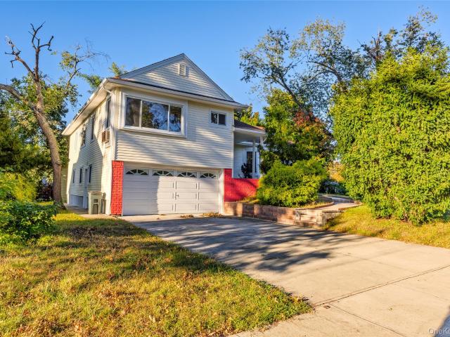 House for sale in Village of Great Neck, Nassau County