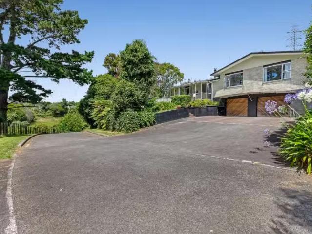 House for sale in Hillsborough, Taranaki