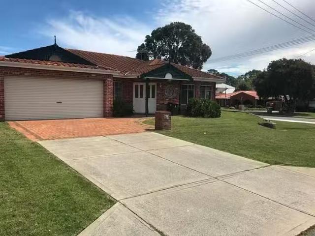 House for rent in Menora