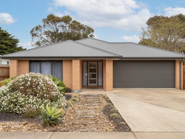 House for rent in Sunderland Bay, Victoria