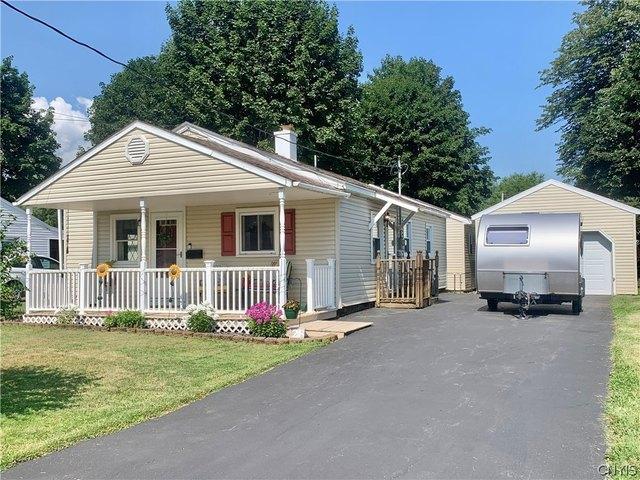 House for sale in Oneida, New York