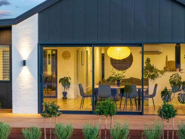 House for sale in Otakou