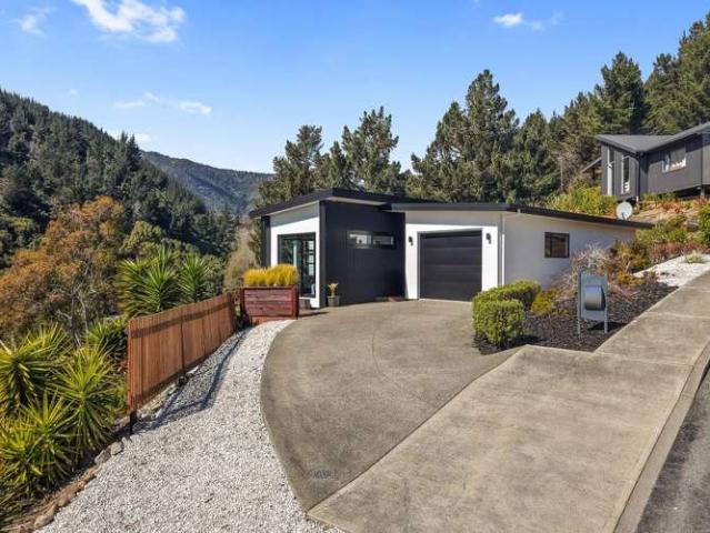 House for sale in Cable Bay, Nelson Bays