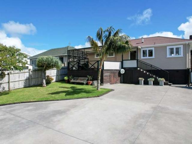 House for sale in Awhitu, Oroua County