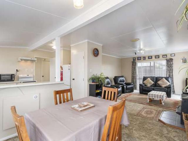 House for sale in Bunnythorpe