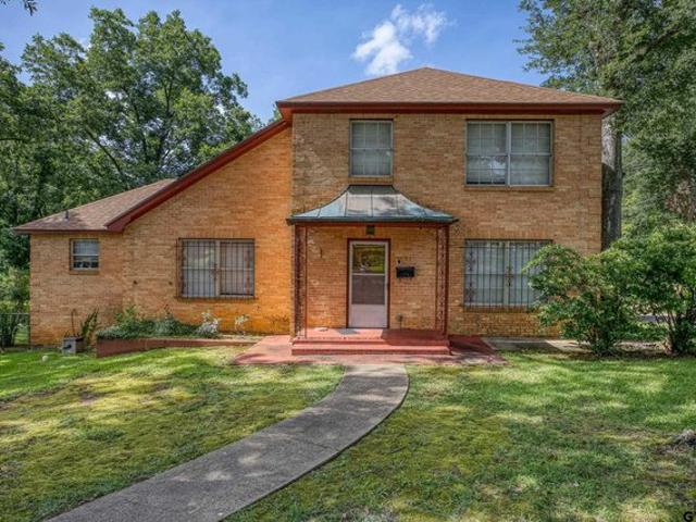 House for sale in Palestine, Texas