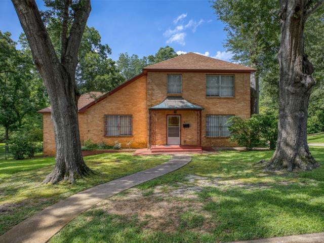 House for sale in Palestine, Texas