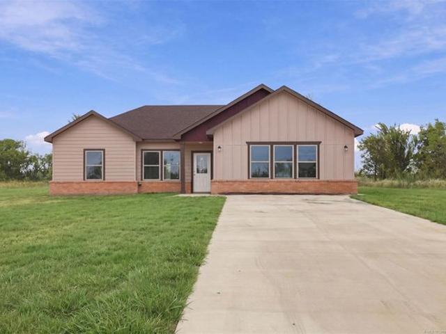 House for sale in Colbert, Bryan County
