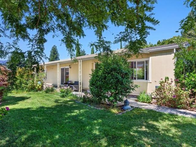 House for sale in Saint Helena, California