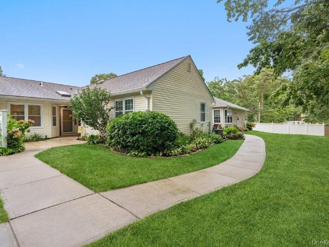Property for rent in Bohemia, New York