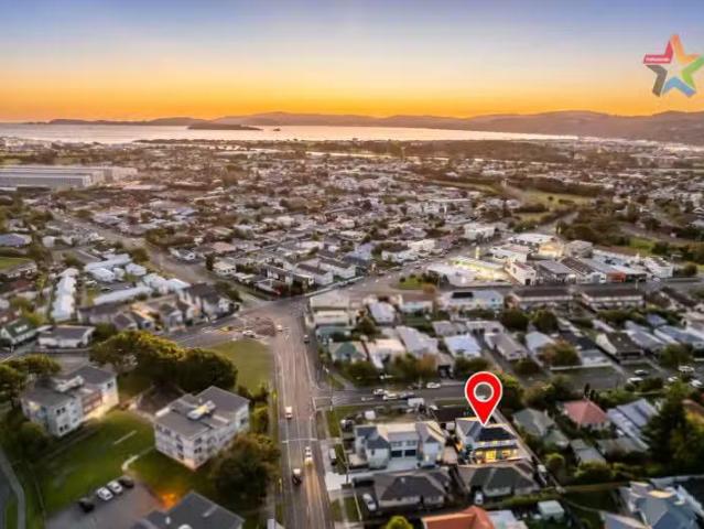 House for sale in Days Bay, Wellington