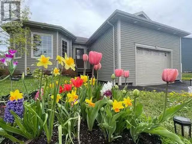 House for sale in Corner Brook, Newfoundland And Labrador