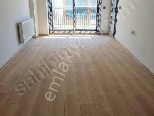 Bayraklı Mahallesi, Bayrakli içerisinde kiralık mülk