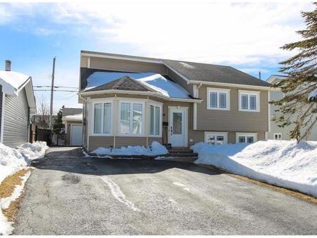House for sale in Mount Pearl, Newfoundland And Labrador