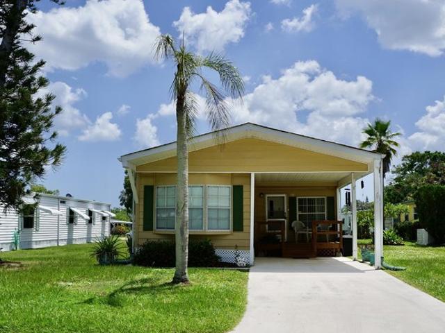 House for sale in Port Saint Lucie, Florida
