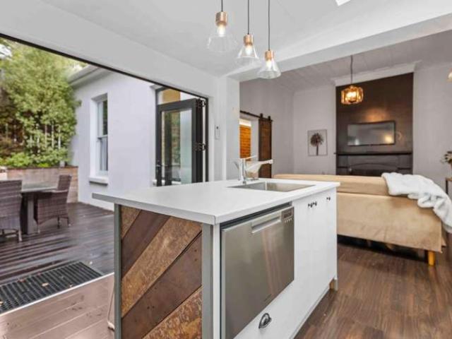 House for sale in Otakou