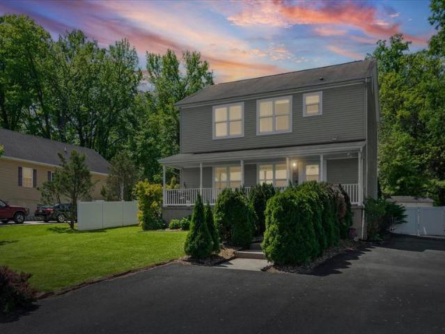 House for sale in Middle River, Maryland