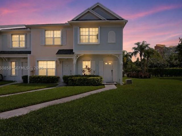 Townhouse for sale in Weston, Florida