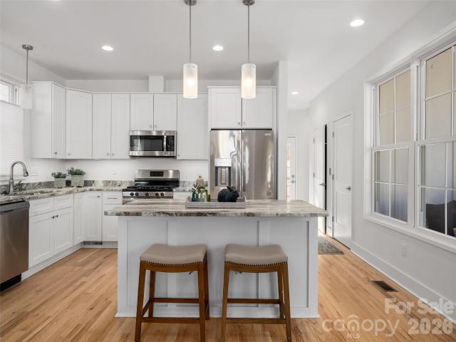 Townhouse for sale in Saluda, Polk County