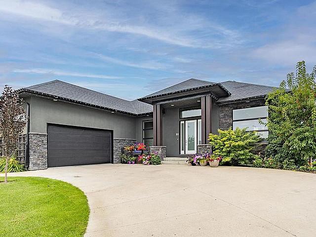 House for sale in Steinbach, Manitoba