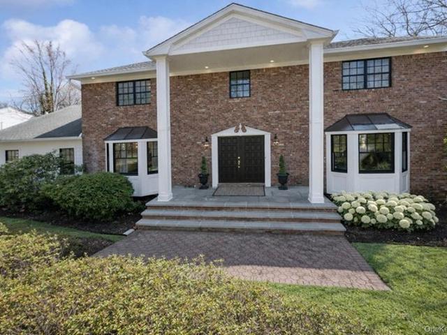 House for sale in Huntington, New York