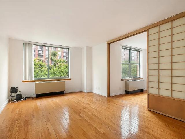 Condo for sale in Arverne, New York