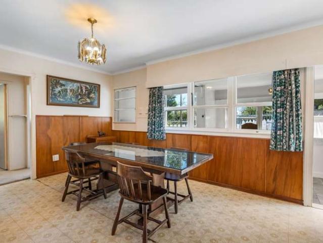House for sale in Kelston