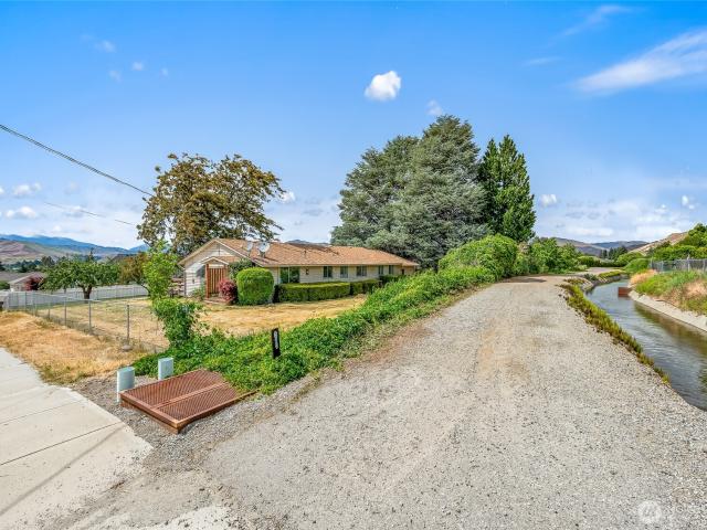 House for sale in East Wenatchee, Washington