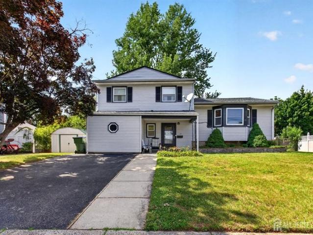 House for sale in Edison, New Jersey