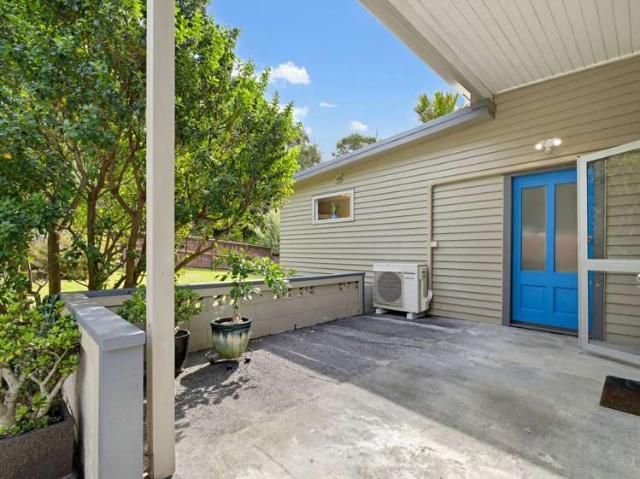 House for sale in Oratia