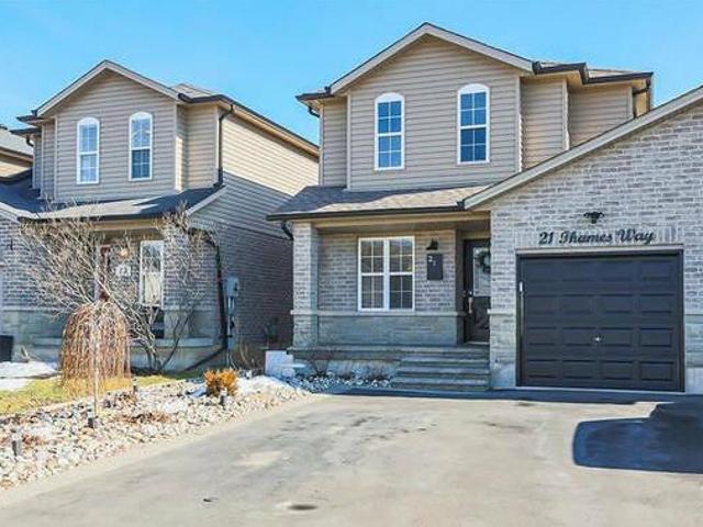House for sale in Ancaster, Ontario