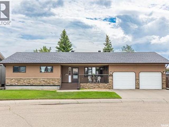 House for sale in Moose Jaw, Saskatchewan