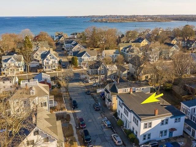Condo for sale in Beverly, Massachusetts