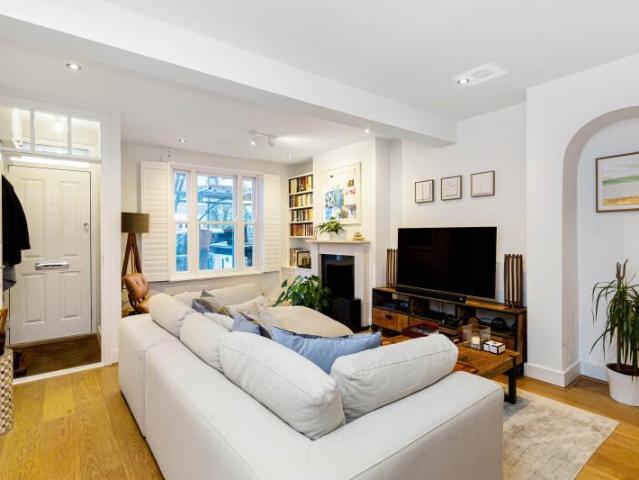 House for rent in London Borough of Richmond upon Thames, Greater London