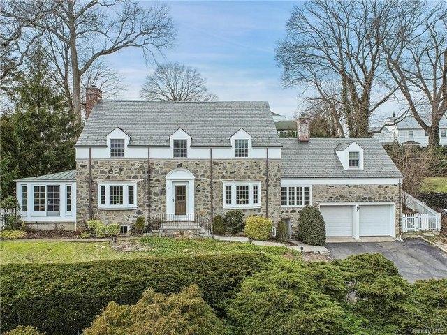 House for sale in Scarsdale, New York