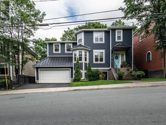 House for sale in Foxtrap, Newfoundland And Labrador