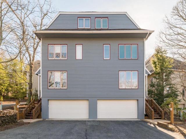 Townhouse for sale in Virginia