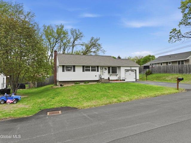 House for sale in Colonie, New York