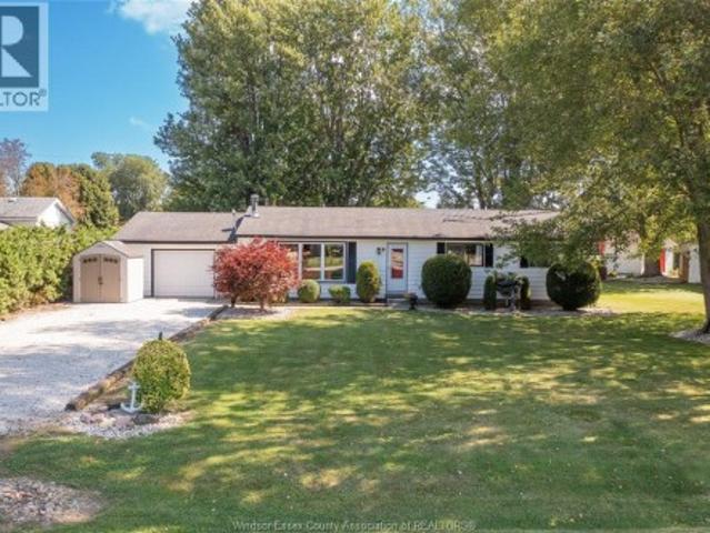 House for sale in Chatham–kent, Ontario