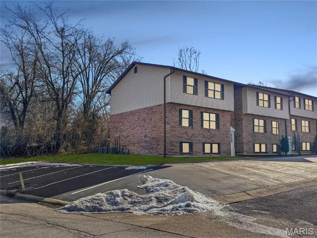 Condo for sale in Washington, Missouri