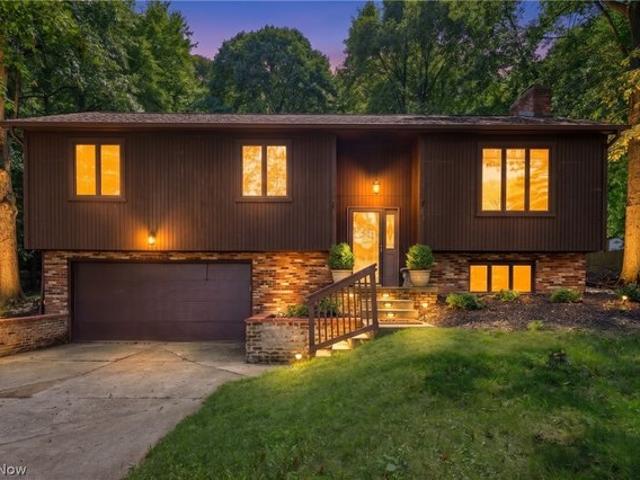 House for sale in Summit, Ohio