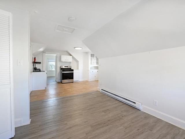 Apartment for rent in Clifton