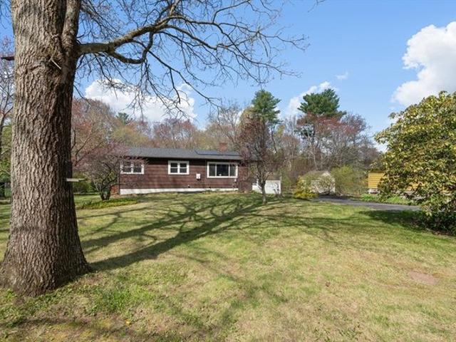 House for sale in Upton, Massachusetts