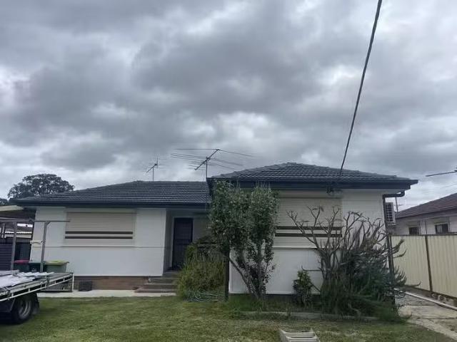 House for rent in Canley Heights, New South Wales