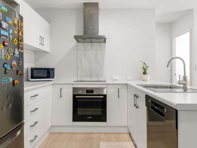 Townhouse for sale in Fairfield, Hamilton City