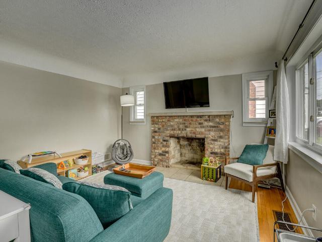 House for sale in Florence, Kentucky