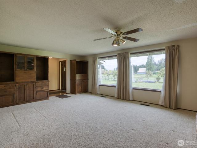 Farm for sale in Montesano, Washington