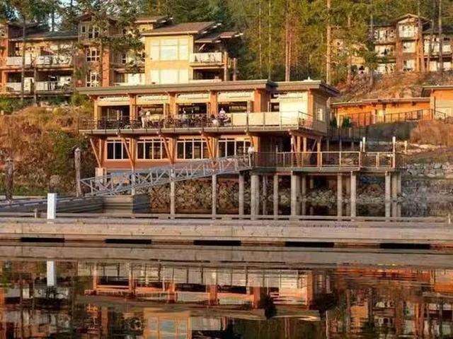 House for sale in Madeira Park, British Columbia