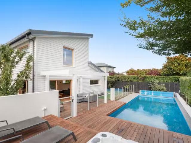 House for sale in Fendalton, Canterbury